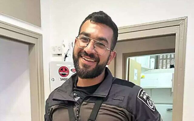 Ran Gvili, cidadão luso-israelita e herói sefardita de Israel: correu ferido de volta ao combate e tornou-se o Escudo de Alumim.